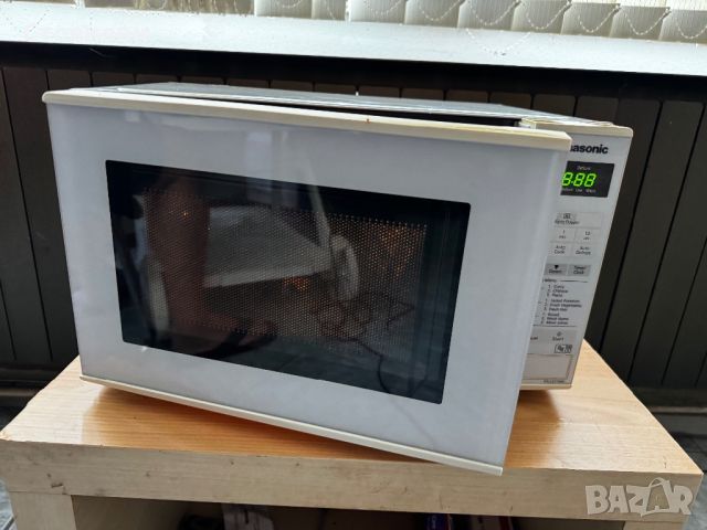 Микровълнова 800W Compact Microwave NN-E271WMBPQ, снимка 2 - Микровълнови - 46539754