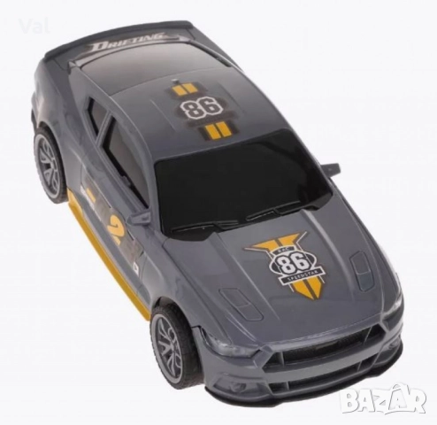 Състезателна кола със светлина и звук