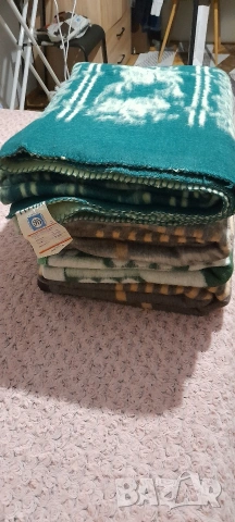 Одеяла нови от соц-а, снимка 6 - Олекотени завивки и одеяла - 53447702