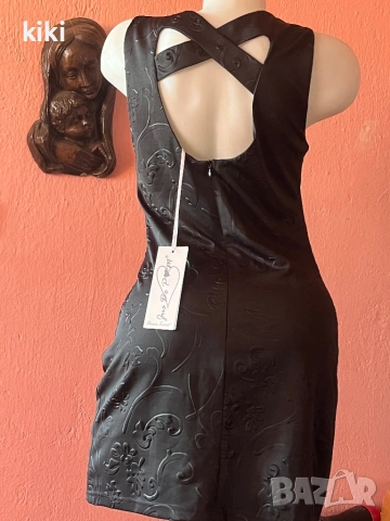 Къса черна рокля jus de rom M, снимка 4 - Рокли - 53784575