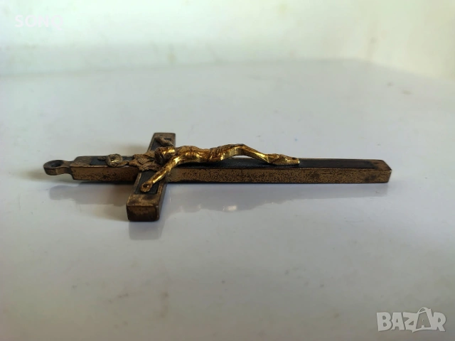 Страхотен Бронзов Кръст - Разпятие, снимка 2 - Антикварни и старинни предмети - 54065202