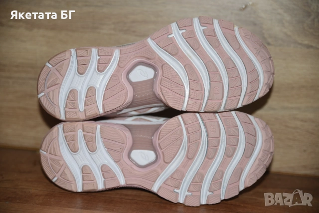 Оригинални Маратонки Asics GEL Nimbus 22 , 39 номер., снимка 5 - Маратонки - 53793486