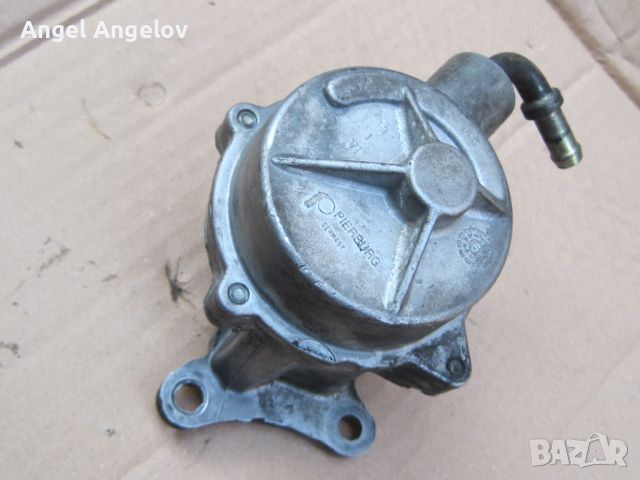 Вакуум помпа 72117215E 7.21172.15E, ЗА VOLVO S40 1.9td 90к. с. (1995-2004) RENAULT MEGANE II 1.9 dti, снимка 1 - Части - 46630207