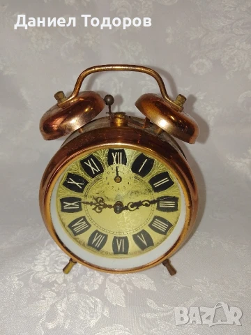 Стар Германски Механичен Будилник - Работи и Звъни с Камбани, снимка 11 - Антикварни и старинни предмети - 51429682