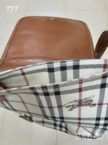 дамска чанта Burberry , снимка 4 - Чанти - 47134002