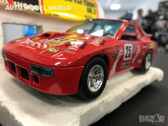 Метална колекционерска количка BURAGO PORSCHE 2бр. 1:24 мащаб, снимка 10 - Колекции - 46969372