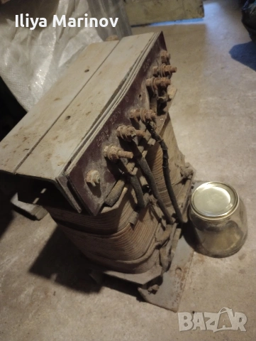 Разделителен трансформатор 220 V на 220 V