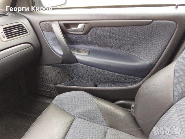 Volvo S60  с газ, снимка 8 - Автомобили и джипове - 52917225