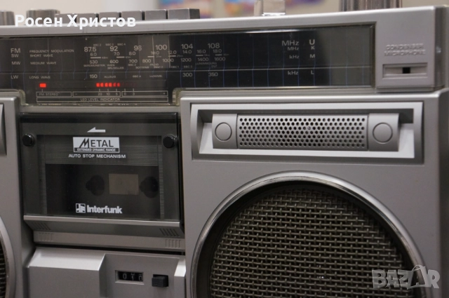 Радиокасетофон Hitachi TRK-7910EZ, снимка 7 - Радиокасетофони, транзистори - 52923331