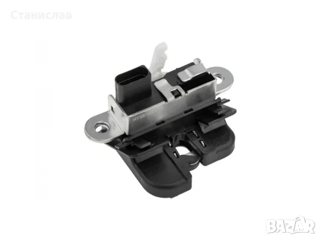 Seat Ibiza 6J MK4 Машинка за заключване на багажник 