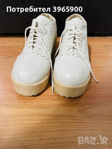 Бежави елегантни обувки на платформа, снимка 4 - Дамски обувки на ток - 44940296