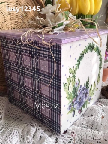 Кутия за бонбони, за сладки, за яйчица и какво ли още не…🐞🐓🪴🌷🌸🐝, снимка 5 - Декорация за дома - 53843005