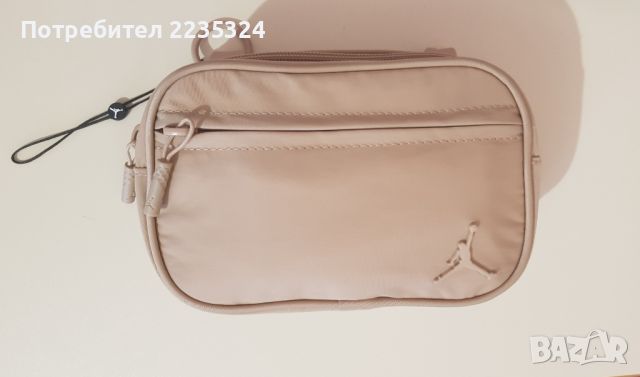 Малка чанта Jordan, снимка 1 - Чанти - 45982245