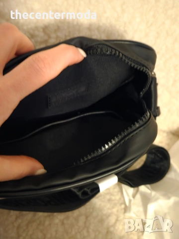 Черна гумирани чанта , снимка 4 - Чанти - 53725613