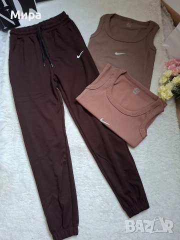 Дамски долнища Nike S до XXL, снимка 2 - Спортни екипи - 53725630