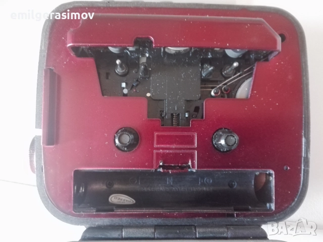  Радио GRUNDIG RF-150,уокмен Tevion и аудио касети., снимка 13 - Антикварни и старинни предмети - 51096483