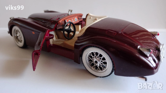Bburago Jaguar XK 120 Roadster 1951 - Мащаб 1:24, снимка 4 - Колекции - 53283321