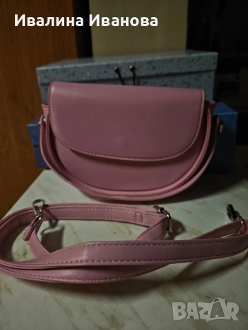 Дамски чанти, снимка 11 - Чанти - 52684887