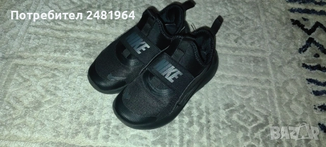 Маратонкки Nike 28.5 размер , снимка 5 - Детски маратонки - 53087618