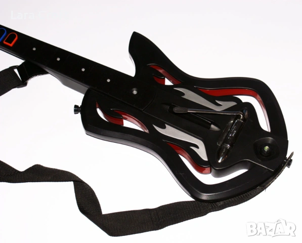 Xbox 360 Guitar Hero Warriors of Rock Wireless Guitar Controller, снимка 2 - Аксесоари - 53242830