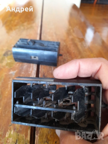 Стари решетки за въздуховод Москвич, снимка 5 - Други ценни предмети - 53327308