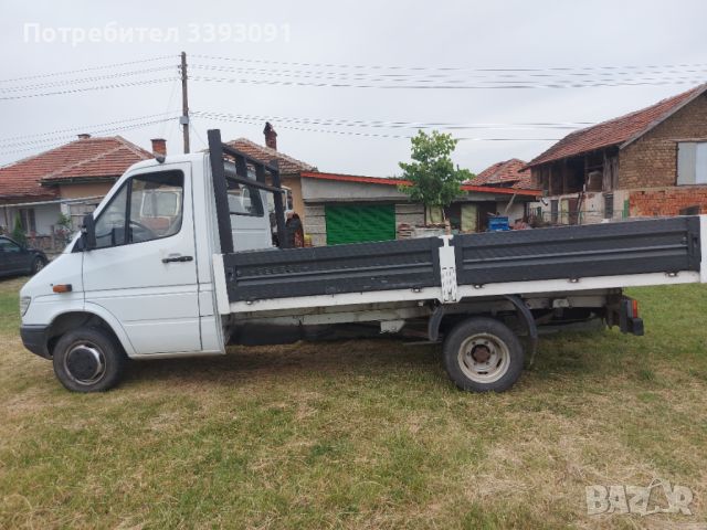 Mercedes Sprinter, снимка 11 - Бусове и автобуси - 46034242