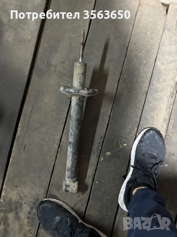 Газов амортисьор за голф 3