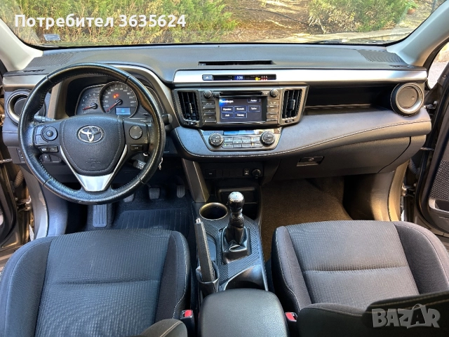 Toyota Rav4 2, 2 D-4D, 4X4, 189 600км, ПЪЛНА СЕРВИЗНА ИСТОРИЯ, снимка 8 - Автомобили и джипове - 52125649