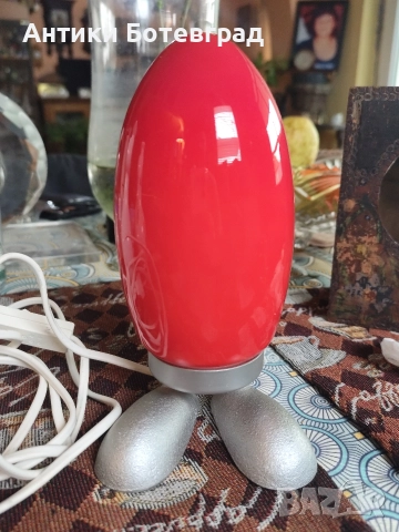 Нощна лампа яйце от икея 1990 г дизайнерска , снимка 3 - Настолни лампи - 52679974
