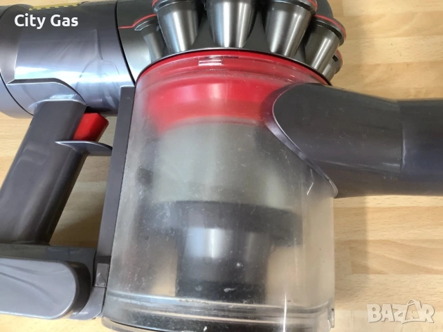 Вертикална прахосмукачка Dyson V7 animal, снимка 8 - Прахосмукачки - 53423179