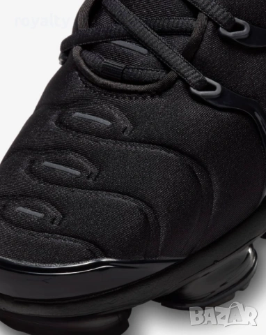 Спортни Нови Оригинални Обувки Nike Air VaporMax Plus Black/Black/Dark Grey, снимка 6 - Маратонки - 54045211