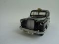  1:43? BUDGIE MODELLS LONDON TAXI КОЛИЧКА МОДЕЛ, снимка 3