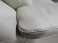 Италианкси кремав кожен диван двойка с електрически релакс механизъм, снимка 8