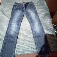 Продавам юношески дънки и нов потник на Н&М, снимка 6 - Детски панталони и дънки - 45456892