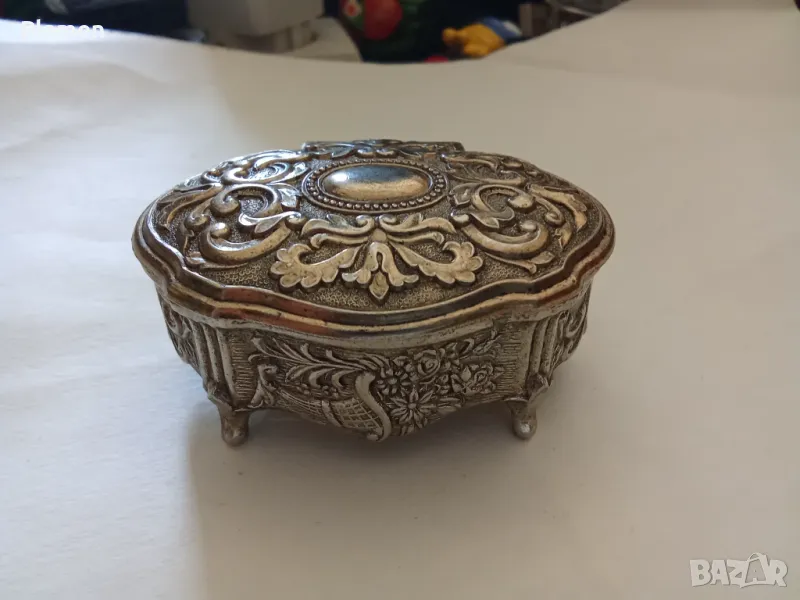 Малка кутия за бижута бижутерка, снимка 1