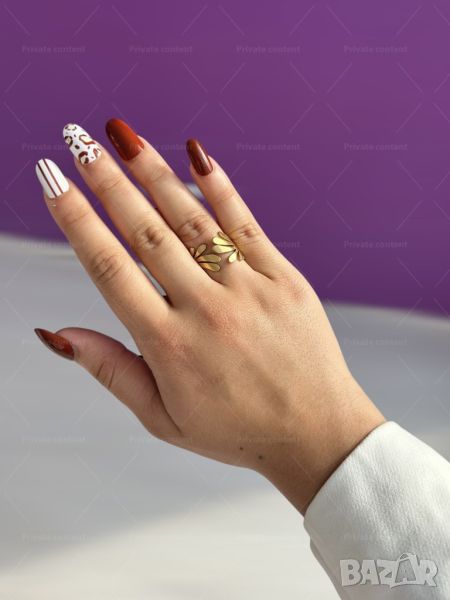 Златист дамски пръстен от неръждаема стомана тип цвете, снимка 1