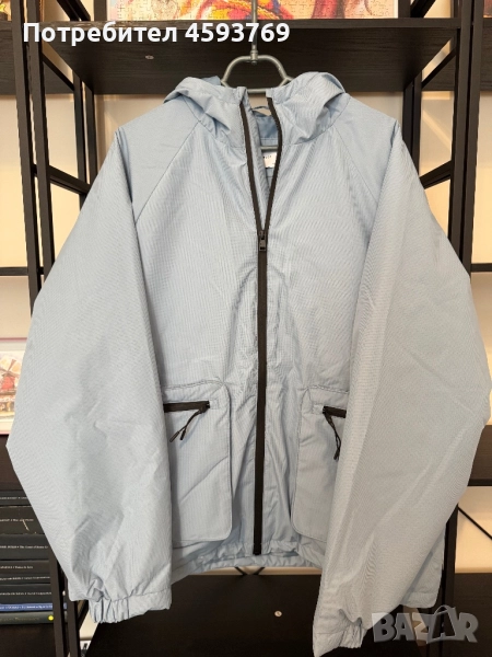 Преходно яке Reserved, снимка 1