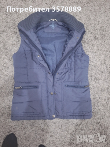 Топло дамско елече размер М, снимка 2 - Елеци - 52179709