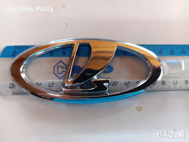 Емблема предна 21214 ЛАРГУС, снимка 2 - Части - 51367068