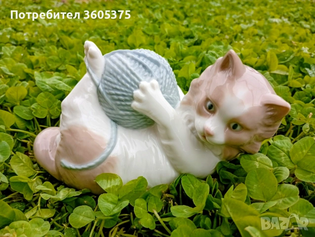 Испанска порцеланова фигура от Nao by LLADRO 