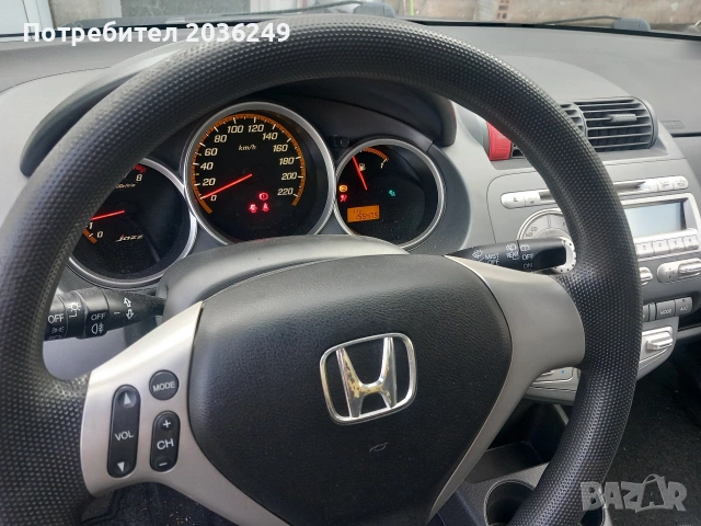 Хонда Джаз, снимка 6 - Автомобили и джипове - 53891044