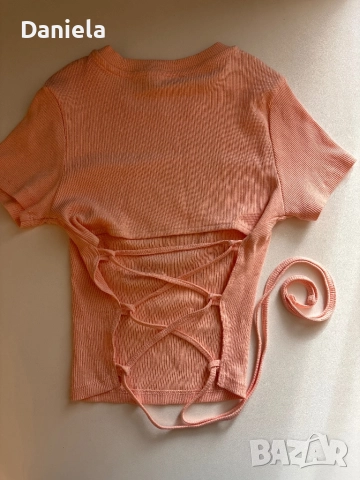 Тениска с къс ръкав и гол гръб , снимка 2 - Тениски - 52466173