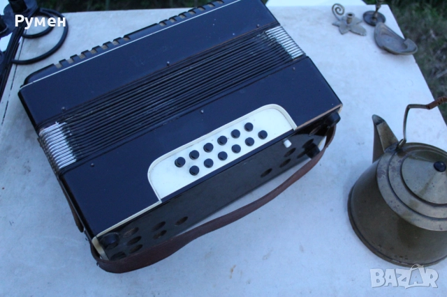 Ретро акордеон - 12 баса, снимка 4 - Акордеони - 52634298