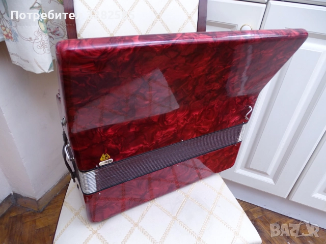 Акордеон Велтмайстер Стела 60 баса, снимка 7 - Акордеони - 52606582