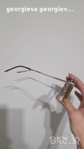 Дамски слънчеви очила с калъф, снимка 4 - Слънчеви и диоптрични очила - 52870529