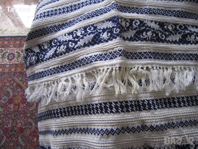 Покривки за спалня /старинни/- СУКНО И ПЛЕТЕНИ  НА ЕДНА КУКА;   АВТЕНТИЧНИ;  ЕЛЕЧЕ, снимка 3 - Други - 12555089
