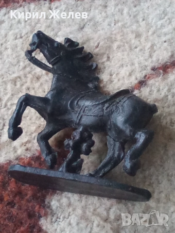 Фигурка на кон 15345, снимка 3 - Фигурки - 52138704
