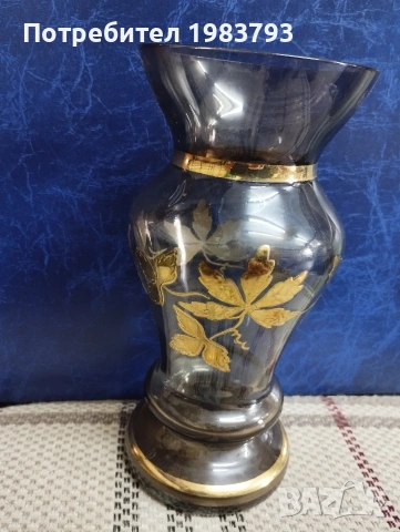 Красива ръчно рисувана ваза с финно злато. , снимка 2 - Вази - 54120583