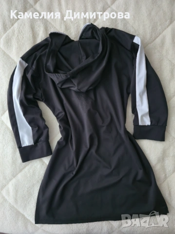 Спортна дамска туника с качулка – черна с бял цип, снимка 4 - Туники - 53285879