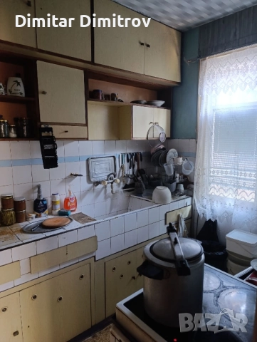 Продавам многостаен апартамент в центъра на град Търговище , снимка 10 - Апартаменти - 51791572